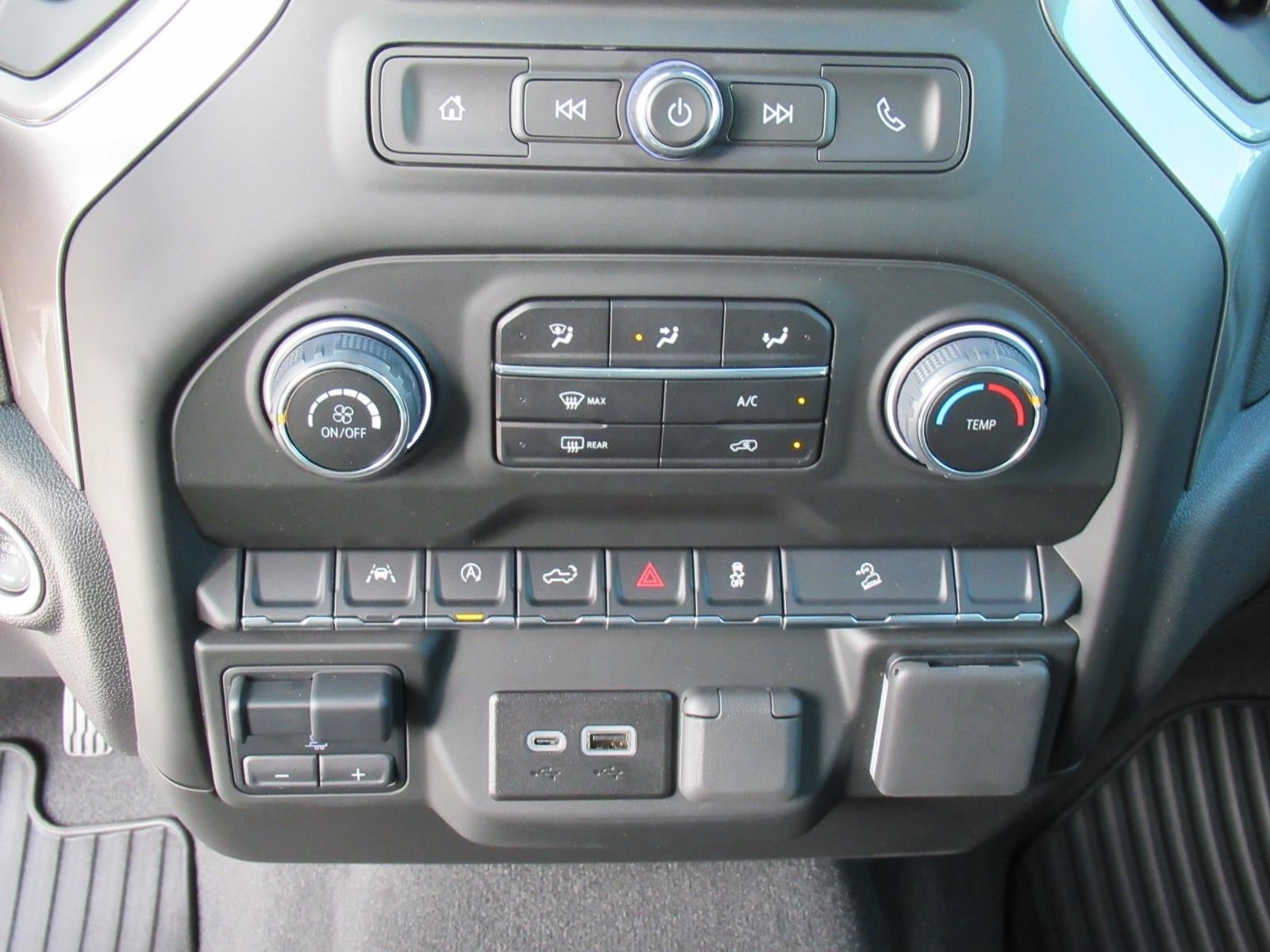 2025 Chevrolet Silverado 1500 Custom Trail Boss