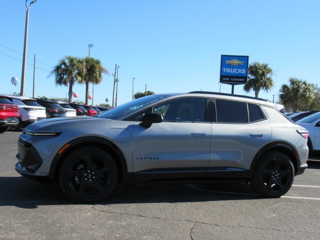2025 Chevrolet Equinox EV RS