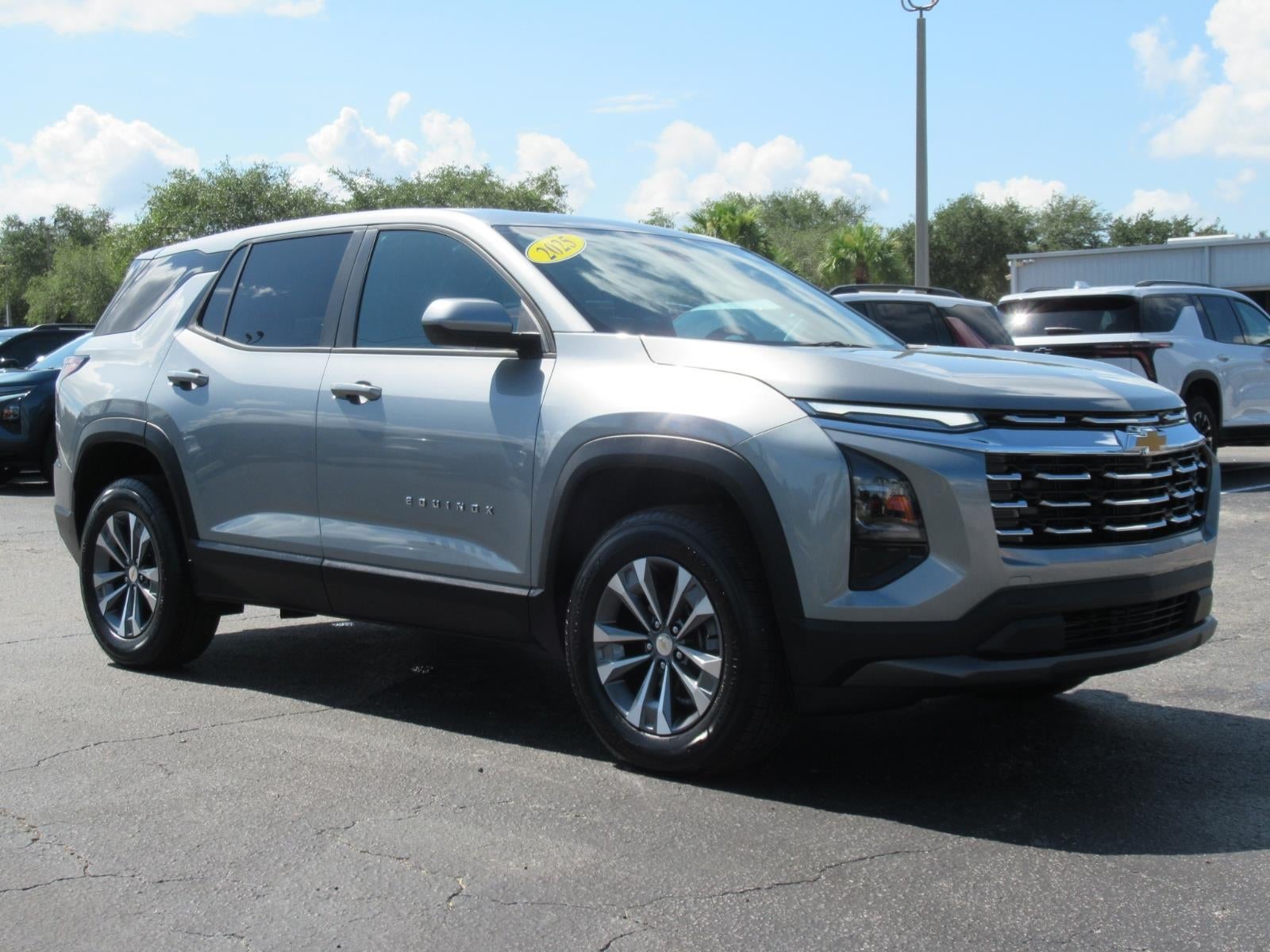 2025 Chevrolet Equinox LT