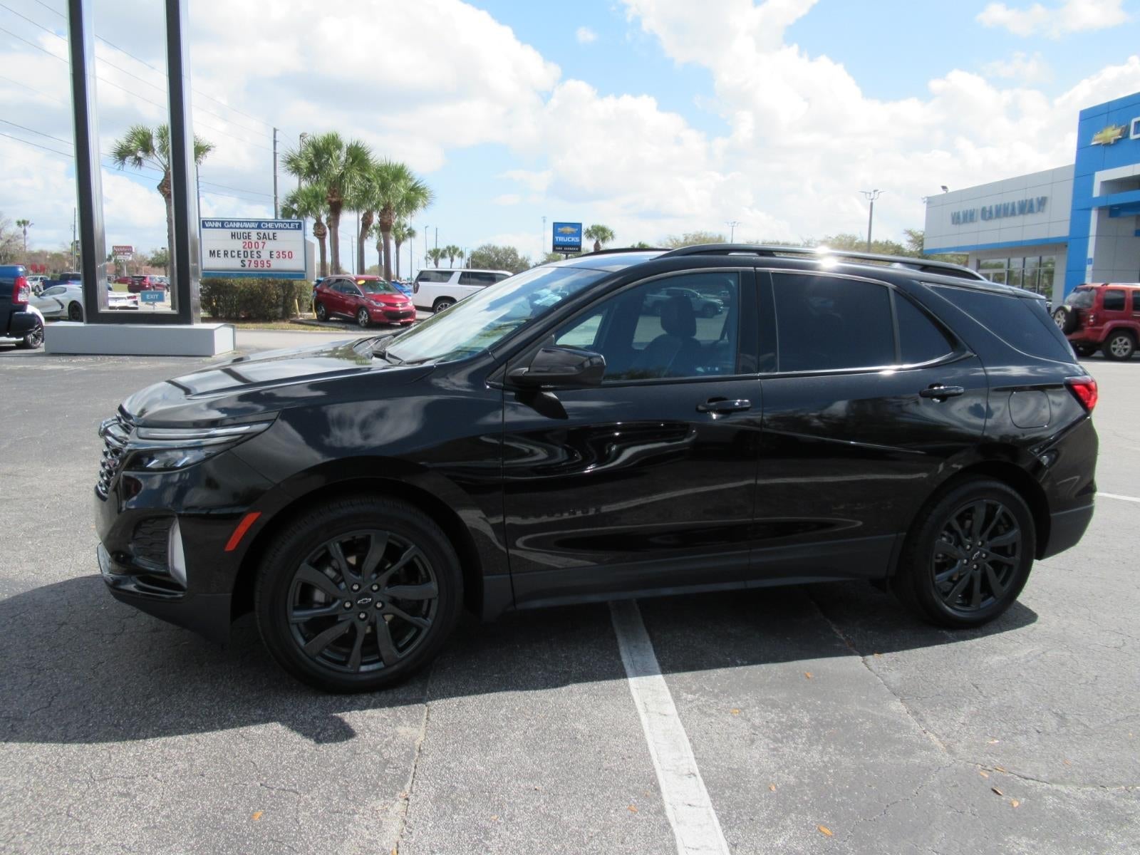 2023 Chevrolet Equinox RS
