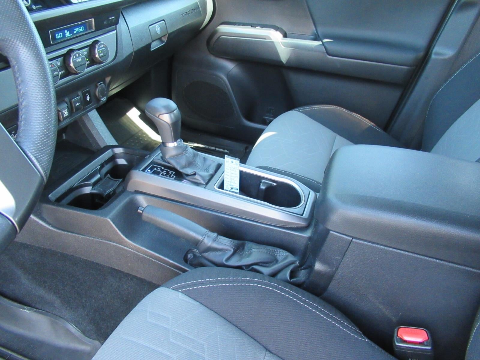 2022 Toyota Tacoma 2WD SR5