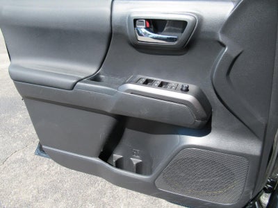 2022 Toyota Tacoma 2WD SR5