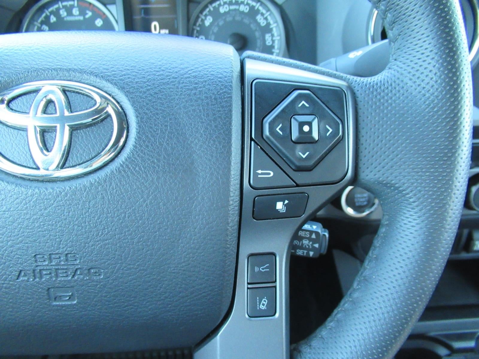 2022 Toyota Tacoma 2WD SR5