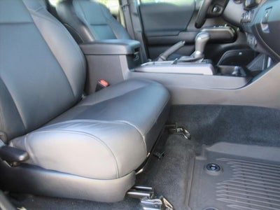 2022 Toyota Tacoma 4WD SR