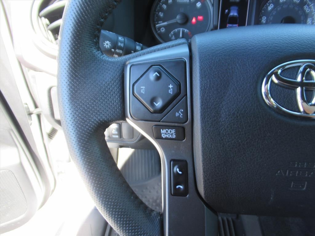 2022 Toyota Tacoma 4WD SR