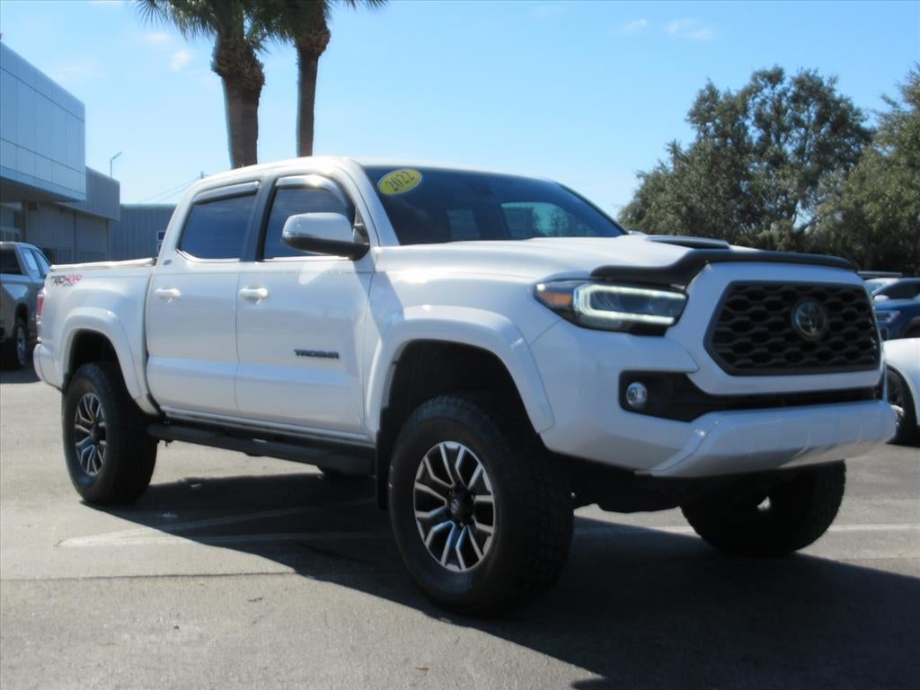 2022 Toyota Tacoma 4WD SR