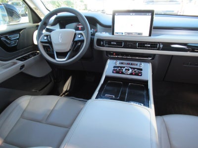 2023 Lincoln Aviator Standard