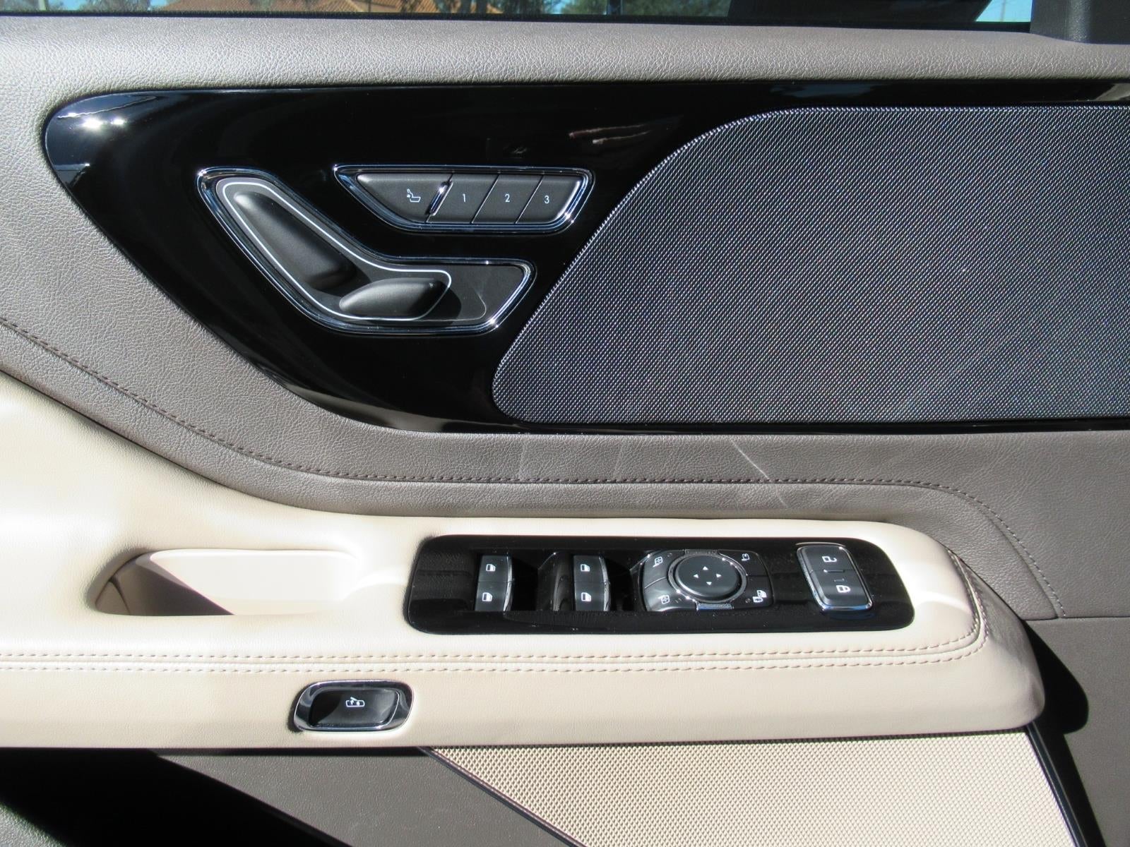 2023 Lincoln Aviator Standard