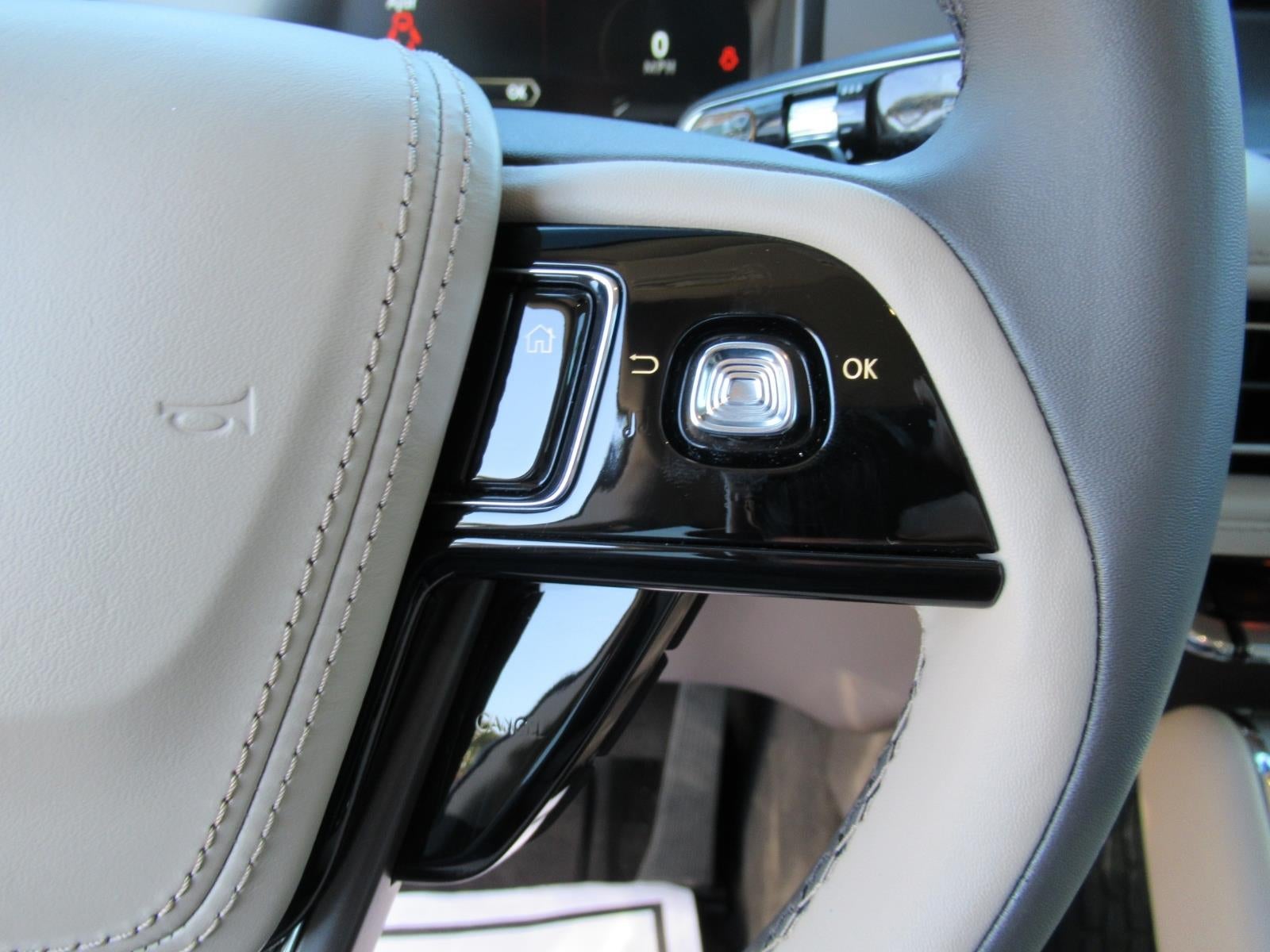 2023 Lincoln Aviator Standard