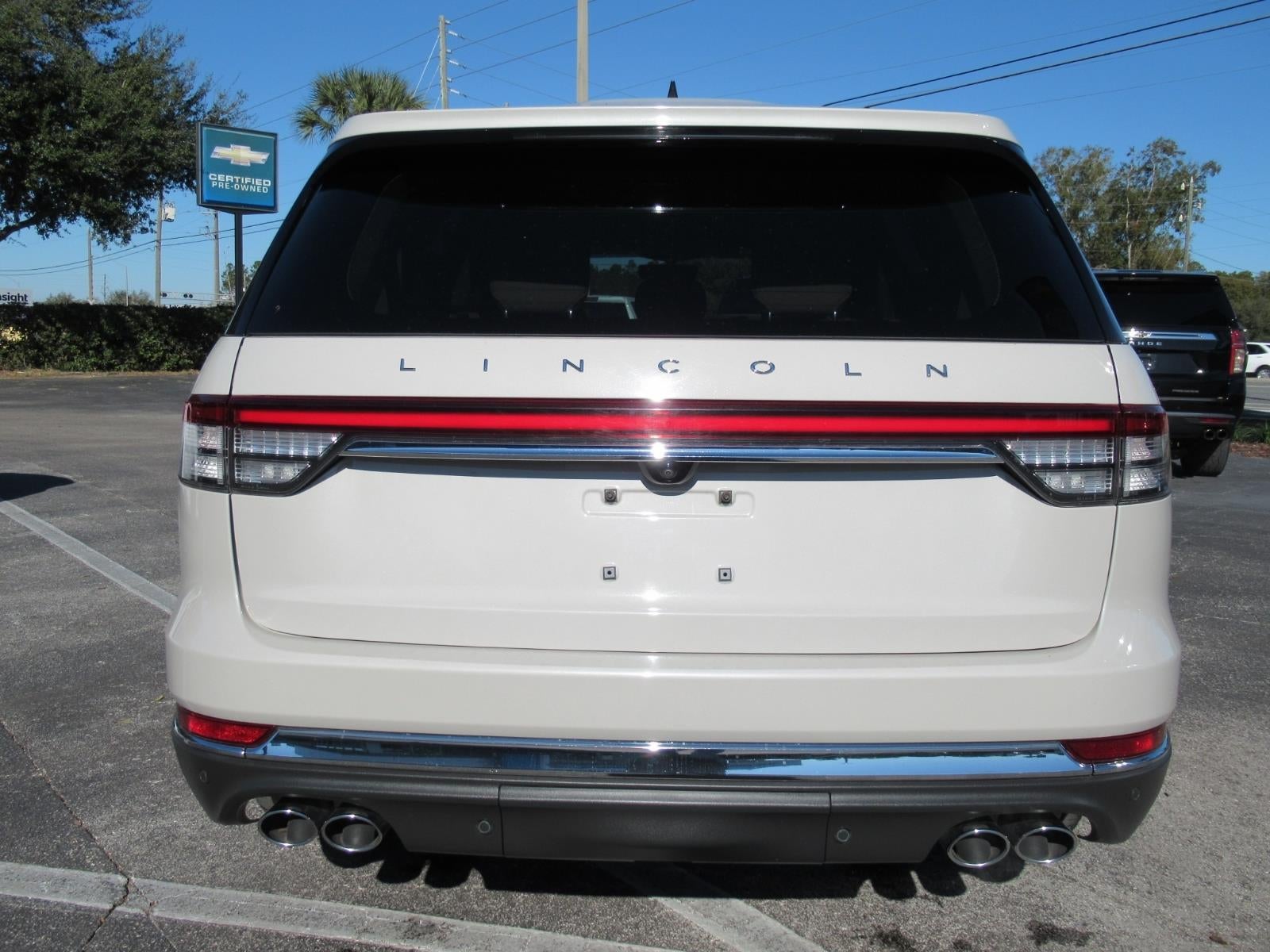 2023 Lincoln Aviator Standard