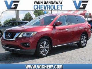 2017 Nissan Pathfinder SV