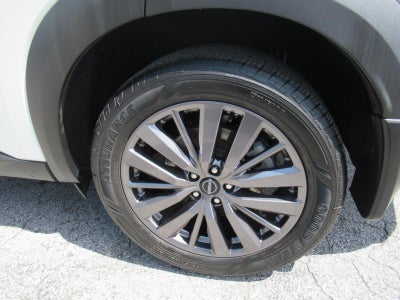 2024 Nissan Pathfinder SL