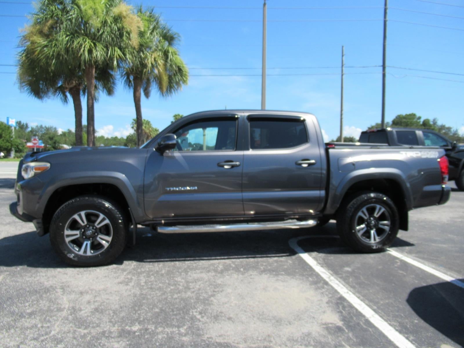 2016 Toyota Tacoma SR