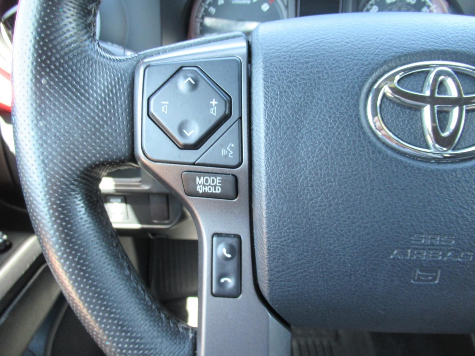 2016 Toyota Tacoma SR