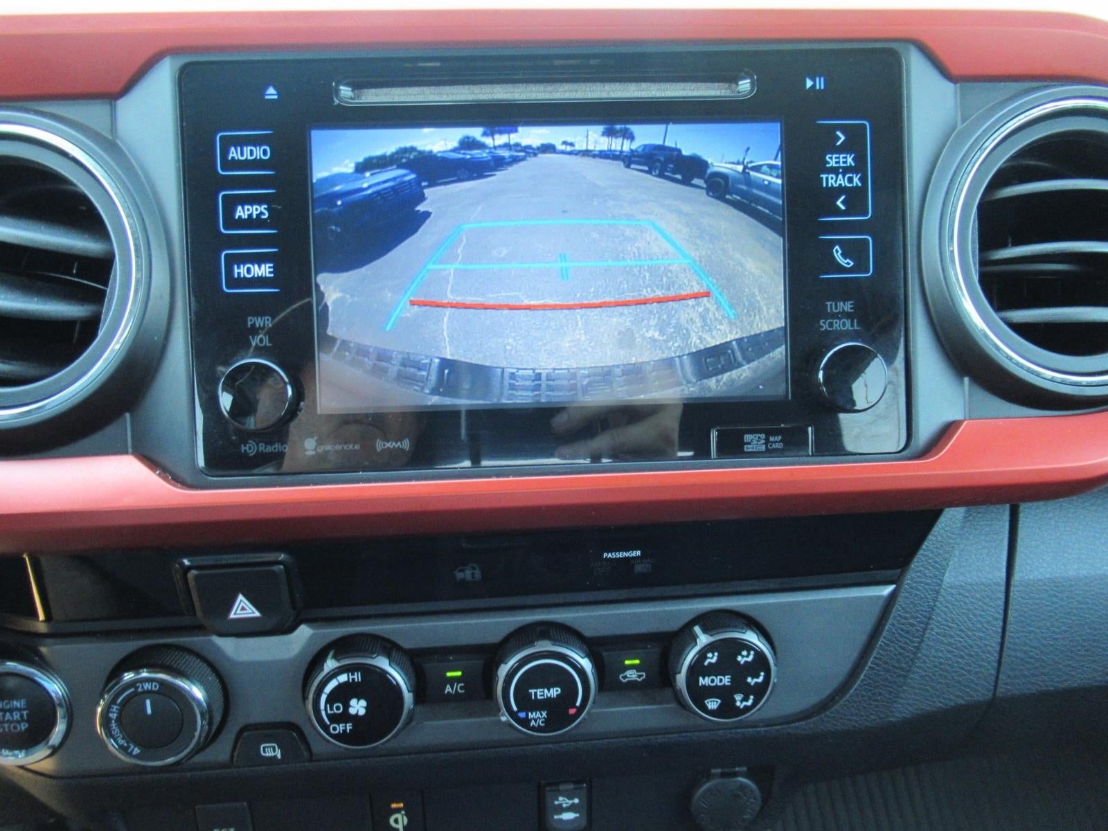 2016 Toyota Tacoma SR