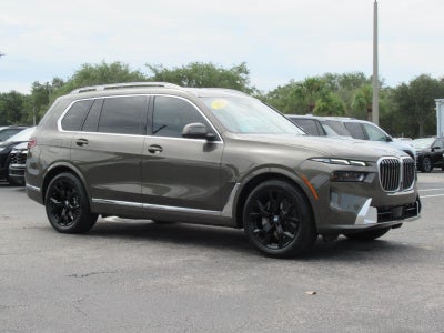 2023 BMW X7 xDrive40i