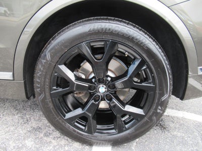 2023 BMW X7 xDrive40i