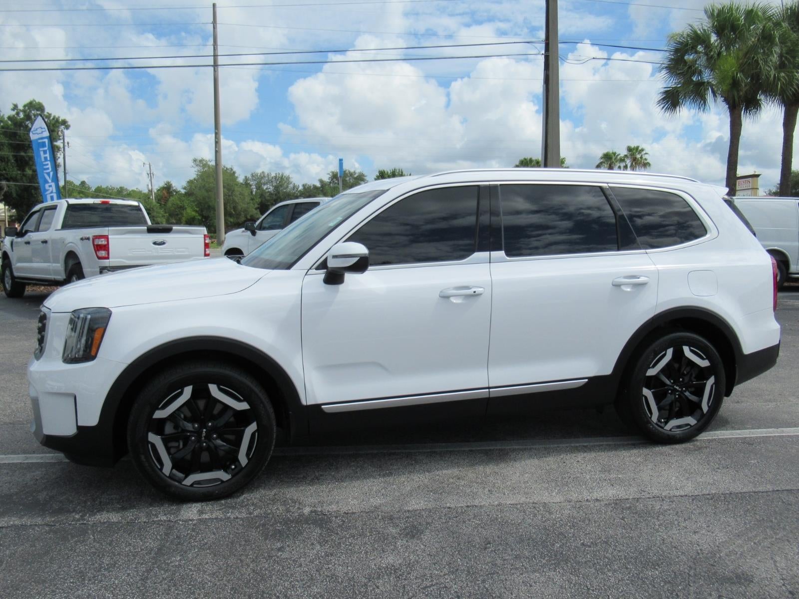 2024 Kia Telluride S