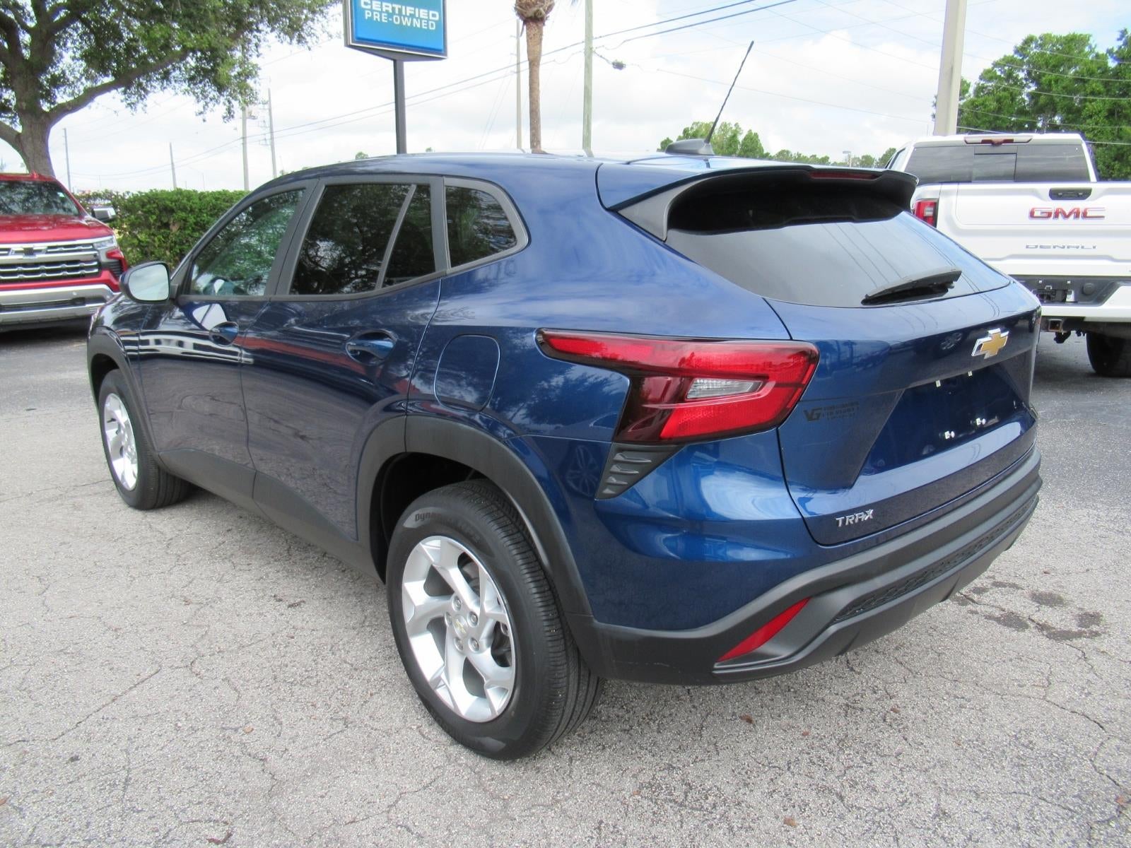 2024 Chevrolet Trax LS