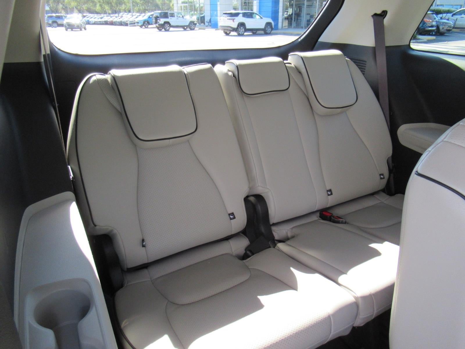 2022 Kia Carnival LX