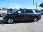 2022 Kia Carnival LX