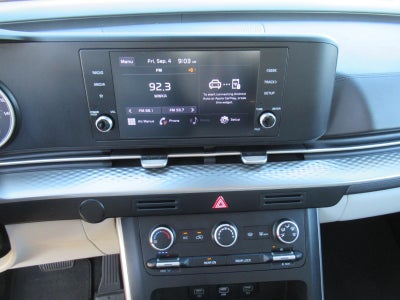 2022 Kia Carnival LX